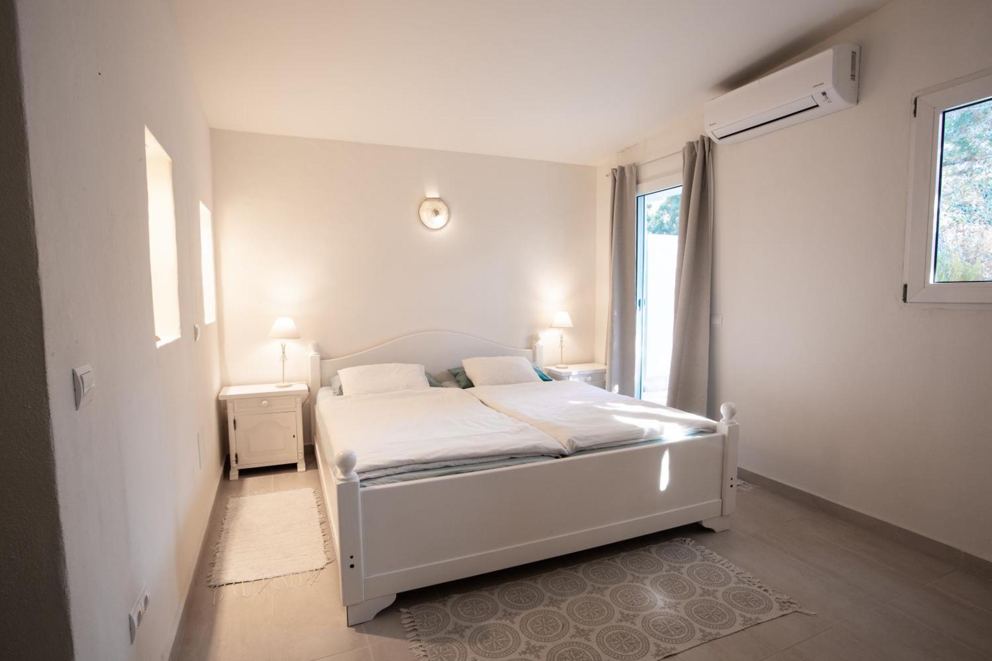 Boutique Hotel Casa Caracol - Apartments In Strandnaehe, Salzwasserpool, Fotovoltaik, Adults Only Sant Josep de sa Talaia Exterior photo