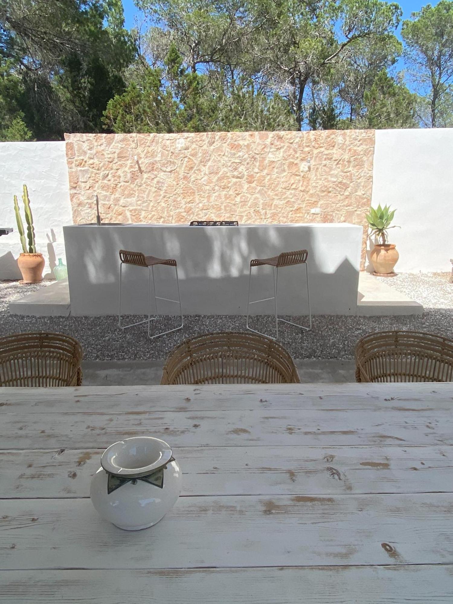 Boutique Hotel Casa Caracol - Apartments In Strandnaehe, Salzwasserpool, Fotovoltaik, Adults Only Sant Josep de sa Talaia Exterior photo